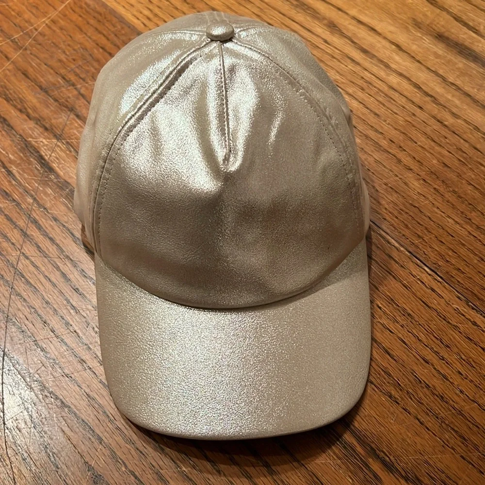 Guess Taupe Polyurethane Coated With Subtle Metallic Look Baseball Cap